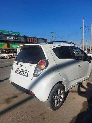 hyndai starex: Chevrolet Spark: 2012 г., 1 л — 4