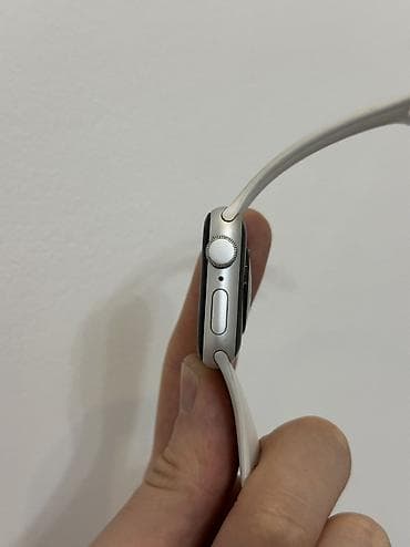 ош саат: Продаю Apple Watch SE 40mm в отличном состоянии, акб 94% все — 3