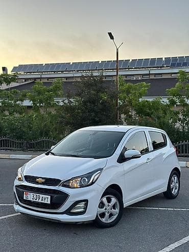 Chevrolet Spark: 2021 г., 1 л, Автомат, Бензин, Хэтчбэк