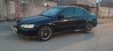 на 210: Honda Accord: 2001 г., Ручные, Бензин, Седан — 3