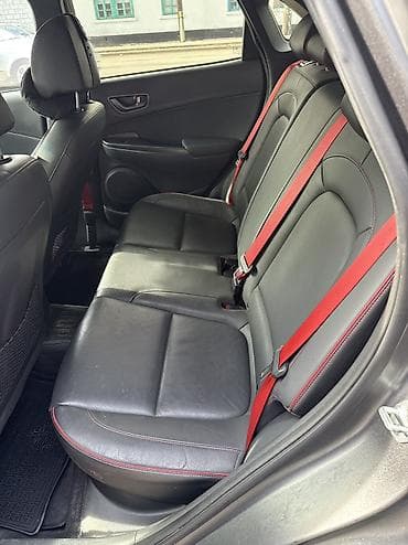 sprinter 4 4: Hyundai Kona: 2019 г., 1.5 л, Робот, Бензин, Кроссовер — 4