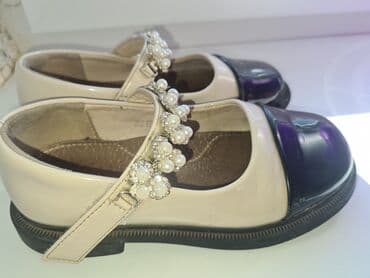 размер 28: Туфли девочке в идеале как новые. почти не носили . дорогая фирма 5-7 — 3