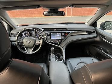 Продажа авто: Toyota Camry: 2019 г., Седан — 9