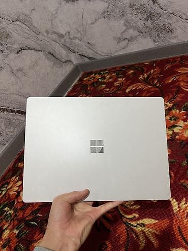 ноутбук 14: Ноутбук Microsoft Surface Laptop - Экран: 13.5", сенсорный PixelSense — 4