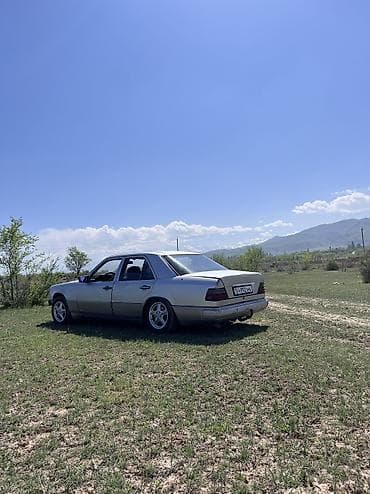масквич ош: Mercedes-Benz W124: 1994 г., 2 л, Кол менен иштөөчү, Дизель, Седан — 10
