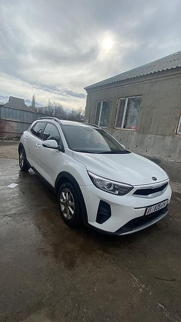 opel record: Kia Stonic: 2018 г., 1.6 л, Автомат, Дизель, Кроссовер — 2