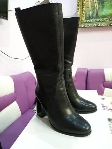 купить обувь бишкек: Сапоги кожа
Новые 
Каблук 8см
Размер 38
Еврозима
Шикарно смотрятся — 1