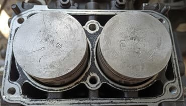 Продаю поршня 1рем.на яву 350,. 6волт. чехия оригинал ещё есть