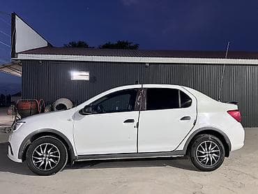 Renault Logan: 2018 г., 1.6 л, Механика, Бензин, Седан — 4