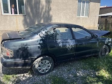 бампер на калдину: Toyota Carina E: 1992 г., 1.6 л, Механика, Бензин, Седан — 8
