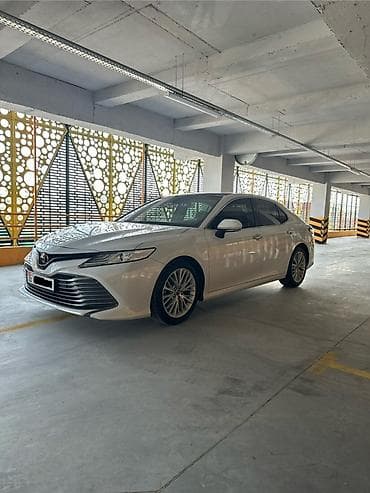 Продажа авто: Toyota Camry: 2019 г., 2.5 л, Автомат, Бензин, Седан — 2