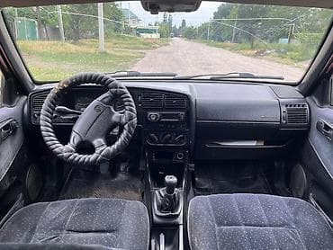 свик ферио: Volkswagen Passat Variant: 1994 г., 2 л, Универсал — 7