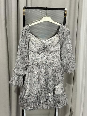Личные вещи: Zara, BERSHKA, HM, BONNITTO Платья женские Все платья в отличном — 5