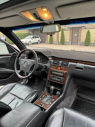 кондиционеры для машин: Mercedes-Benz E-Class: 1995 г., 2.3 л, Автомат, Бензин, Седан — 4