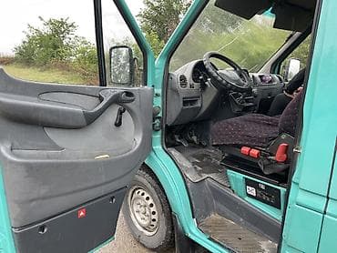 атбашы авто: Жеңил жүк ташуучу унаа, Mercedes-Benz, Стандарт, 1,5 т, Колдонулган — 8