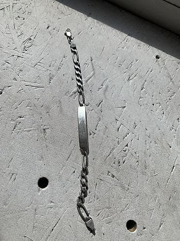 Жеке буюмдар: Продаю серебряный браслет, мужской. 925 проба. 20 см. Практически — 5