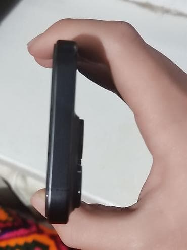 Тиричилик техникасы: IPhone 15 Pro, Колдонулган, 128 ГБ, Кара, Коргоочу айнек, 88 % — 6