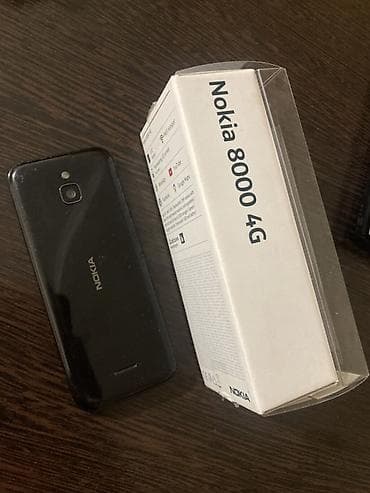 Nokia 8000 4G, Б/у, 4 ГБ, цвет - Черный, 2 SIM