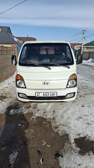 портер 2 133: Легкий грузовик, Hyundai, Стандарт, До 1 т, Б/у — 2