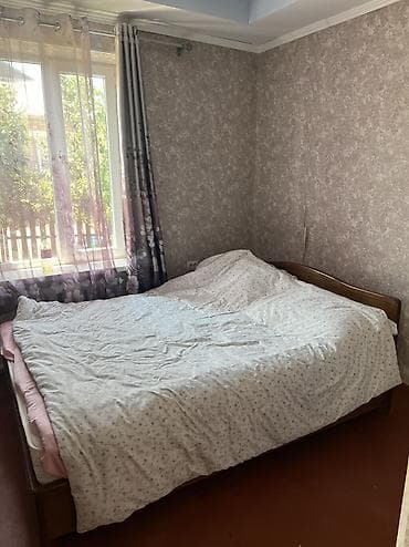 sofa bed: Продается б/у шкаф и кровать по 30000. Кровать выполнена из кара — 2