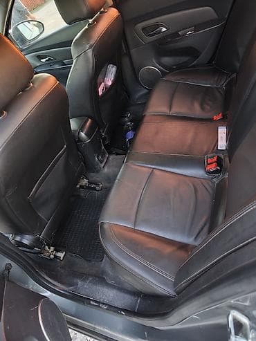 двери ауди: Chevrolet Cruze: 2010 г., 1.6 л, Автомат, Газ, Седан — 1