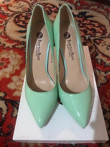 Домашние тапочки: Продаю туфли 35размер. Надевали 1 раз. Состояние очень хорошее — 2