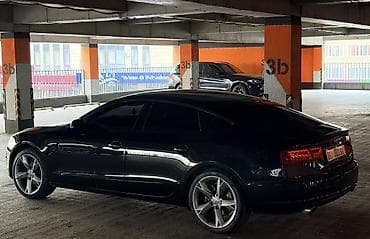 бампера на ауди: Audi A5: 2011 г., 2 л, Автомат, Бензин, Лифтбек — 4