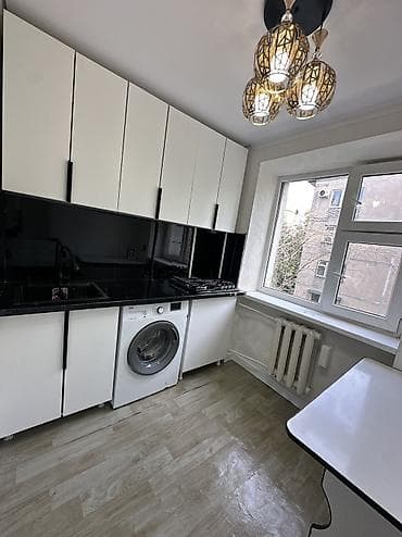 руставели: 1 комната, 32 м², 104 серия, 3 этаж, Евроремонт — 4