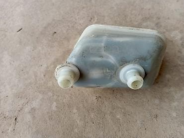 mini jack: Расширительный бачок тормозной жидкости с датчиком уровня - Материал — 3