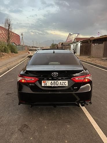 byd e2 2023: Toyota Camry: 2019 г., 2.5 л, Автомат, Бензин, Седан — 4