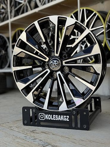Литые Диски R 17 Toyota, Комплект, отверстий - 5, Новый at lalafo.kg Литые Диски R 17 Toyota, Комплект, отверстий - 5, Новый