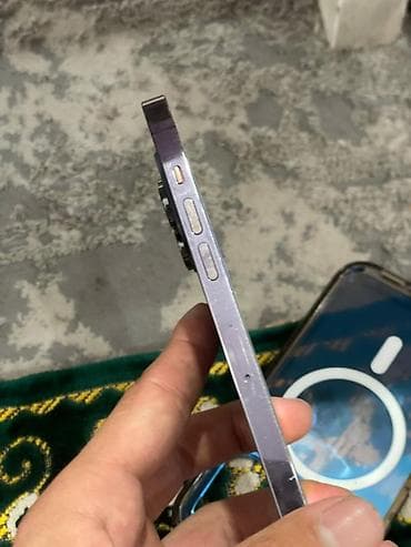 aifon 15 pro: IPhone 14 Pro, Б/у, 256 ГБ, Deep Purple, Чехол, 77 % — 3