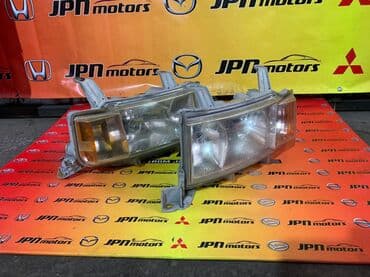 поворотники на виндом: Тойота ВВ фара передняя — 1