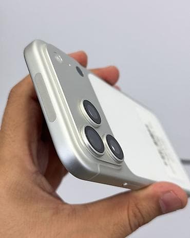 iphine x: IPhone 17 Pro Max, Б/у, 256 ГБ, Белый, Защитное стекло, Чехол, Кабель, В рассрочку, 100 % — 6