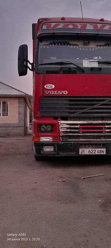 volvo кабина: Тягач, Volvo, Шторный — 1