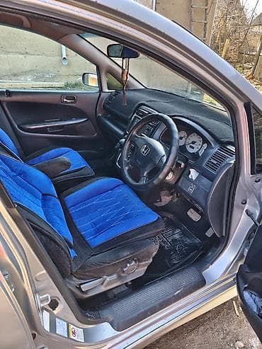 катафот хонда стрим: Honda Stream: 2001 г., Минивэн — 6