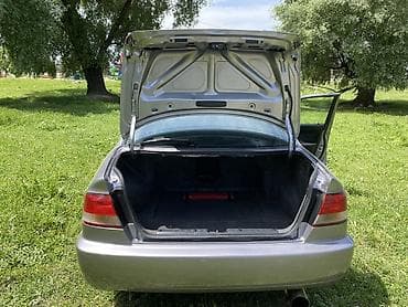 camry 5: Honda Accord: 2002 г., 2 л, Автомат, Бензин, Седан — 8