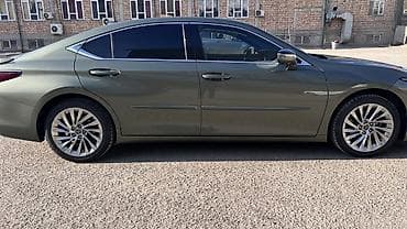 belgee x50: Lexus ES: 2019 г., 2.5 л, Вариатор, Бензин, Седан — 2