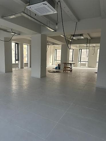 субаренду: Светлое офисное помещение open space. БЦ Виктори + Бишкек. Этаж -3 — 2