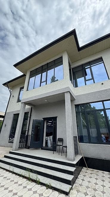 Сдается или продается отдельно стоящее коммерческое здание 📍 Район at lalafo.kg Сдается или продается отдельно стоящее коммерческое здание 📍 Район