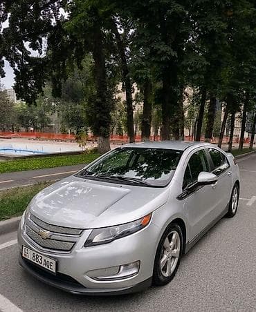 e2 byd: Chevrolet Volt: 2013 г., 1.4 л, Вариатор, Гибрид, Хэтчбэк — 1