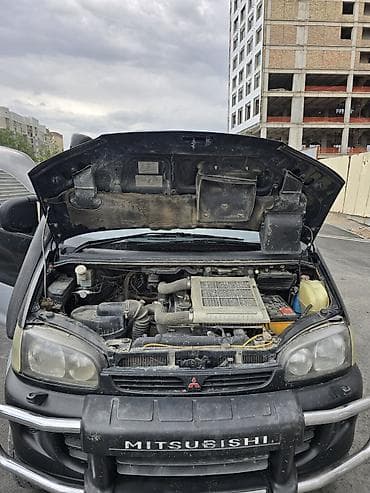sprinter 2 7: Mitsubishi Space Gear: 1994 г., 2.8 л, Автомат, Дизель, Минивэн — 9