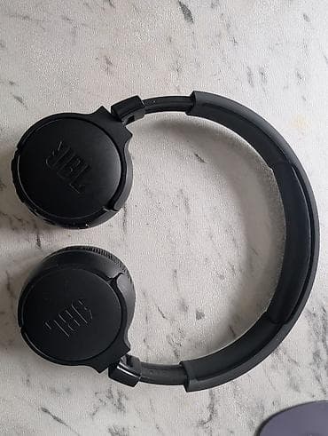 cd changer: Беспроводные накладные наушники JBL Tune 670nc(черные) в хорошем — 1