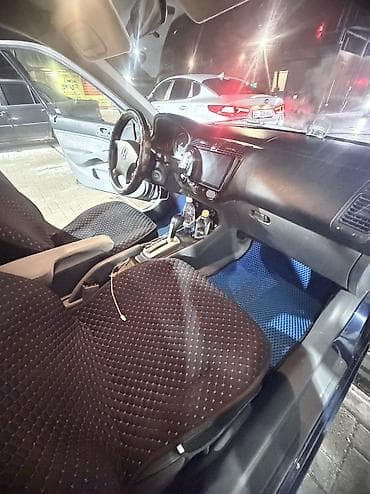 honda stepwgn: Honda Civic: 2004 г., 1.7 л, Типтроник, Газ, Седан — 2