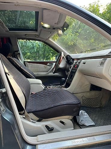 w210 avangard: Mercedes-Benz E-Class: 2000 г., 3.2 л, Бензин, Седан — 7