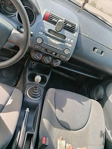 Продажа авто: Honda Jazz: 2003 г., 1.4 л, Механика, Бензин, Хэтчбэк — 7