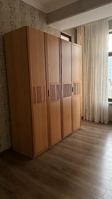 Эмерек: Купе шкаф, Колдонулган, Камтылган, ЛДСП — 1
