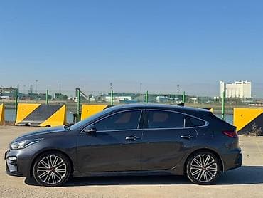 Продажа авто: Kia K3: 2019 г., 1.6 л, Автомат, Бензин, Лифтбек — 6