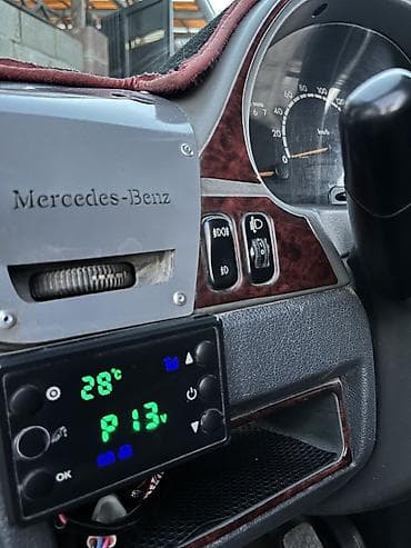 Унаа сатуу: Mercedes-Benz Спринтер: 2003 г., 2.2 л, Кол менен иштөөчү, Дизель, Бус — 7