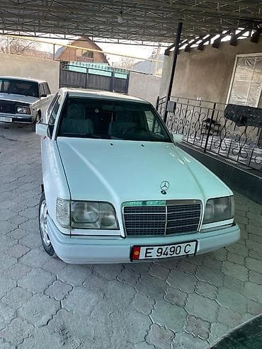 Mercedes-Benz E-Class: 1994 г., 2 л, Ручные, Бензин, Седан at lalafo.kg Mercedes-Benz E-Class: 1994 г., 2 л, Ручные, Бензин, Седан
